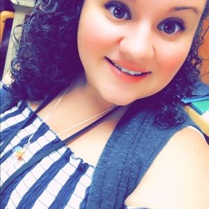 Meet your Posher, Casey